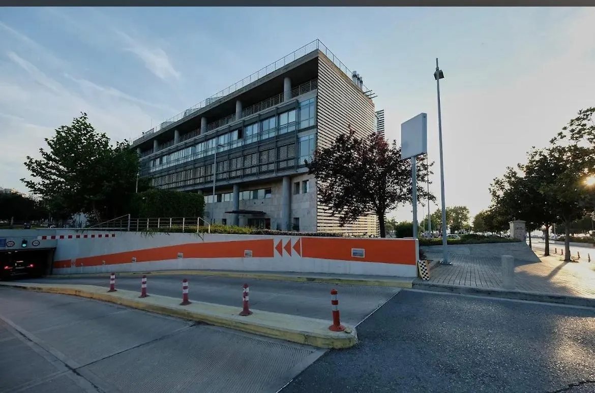 Central Thessaloniki Complex 0*,  Ελλάδα